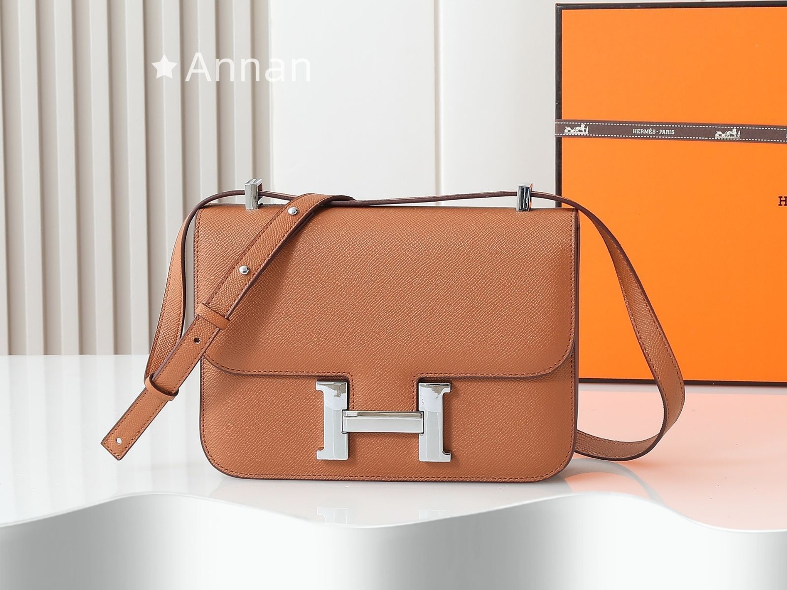 激レア HERMES(エルメス) ショルダーバッグ コンスタンス23