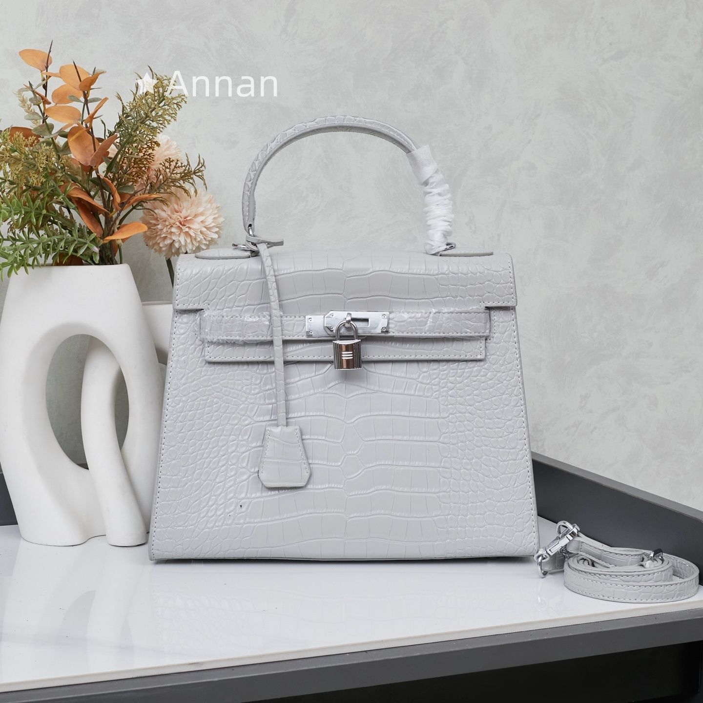 高級 人気商品☆エルメス HERMES ショルダーバッグ ケリーバッグ28