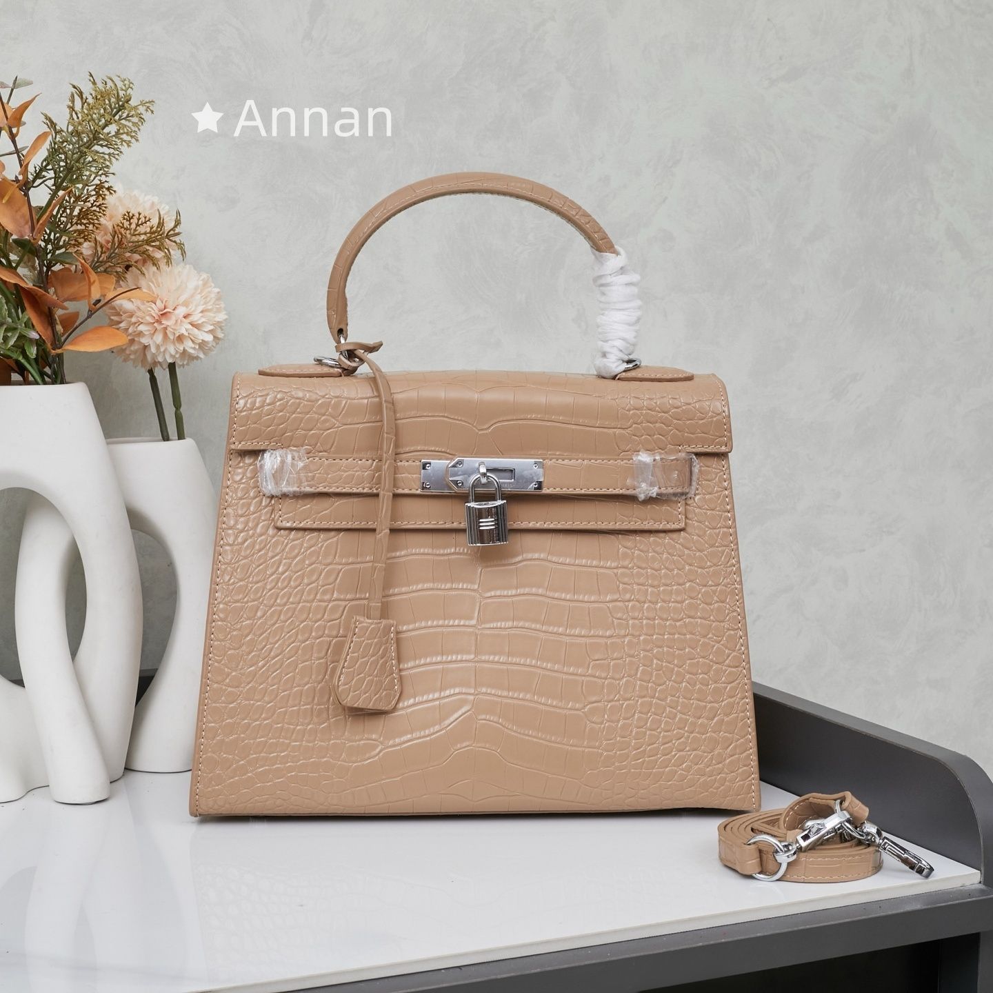 美品 期間限定☆ エルメス HERMES ショルダーバッグ ケリーバッグ25