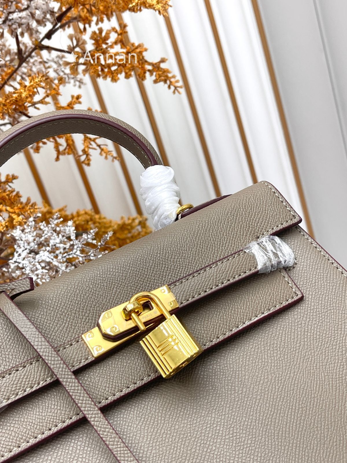 限定 新品未使用品 本日限定！エルメス HERMES ショルダーバッグ ケリーバッグ25