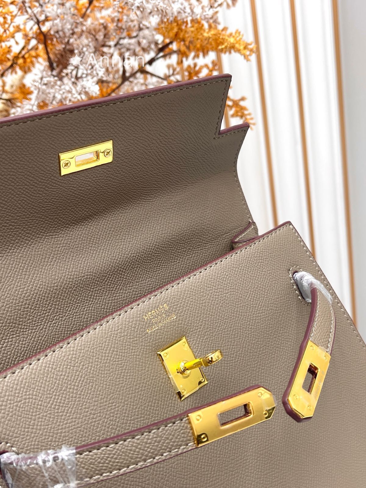 限定 新品未使用品 本日限定！エルメス HERMES ショルダーバッグ ケリーバッグ25