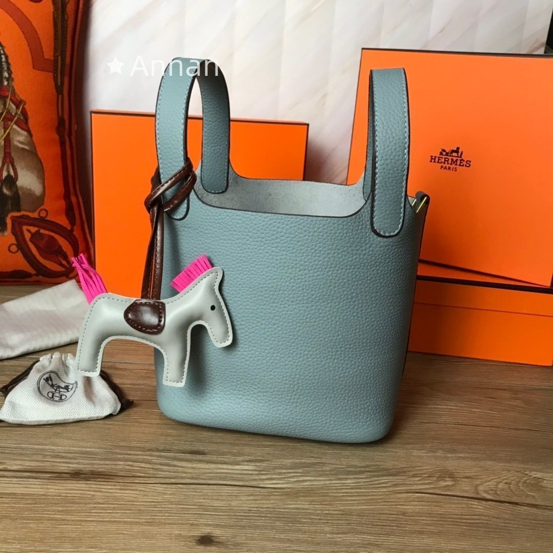 大幅値下げ HERMES エルメス ショルダーバッグ　ピコタンPM