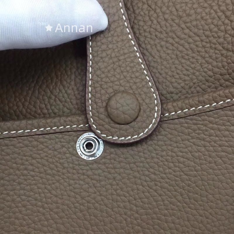 入手困難 HERMES エルメス ショルダーバッグ エヴリン III PM 29