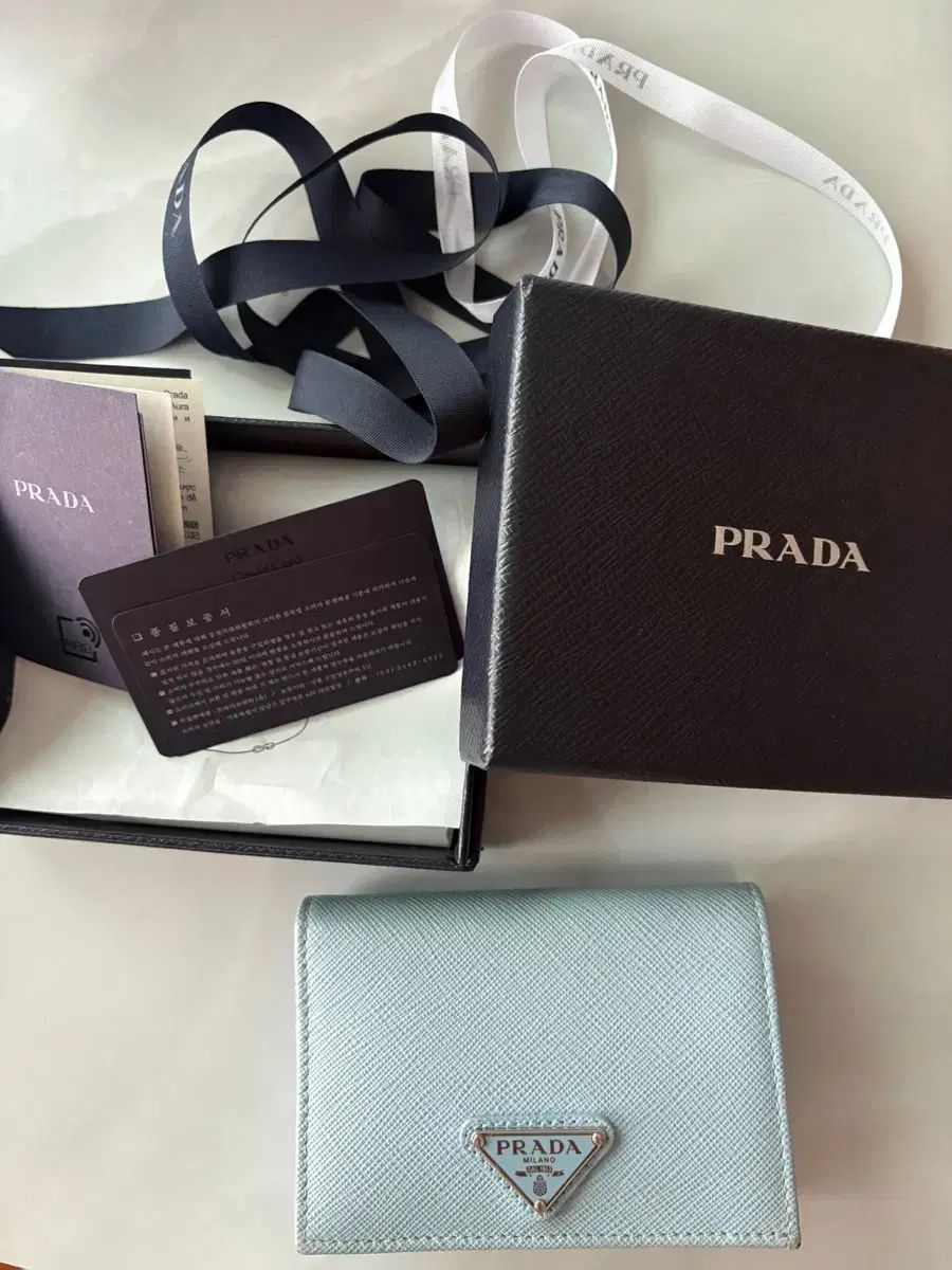 PRADA プラダ サフィアーノ レディース 財布 ライト ブルー