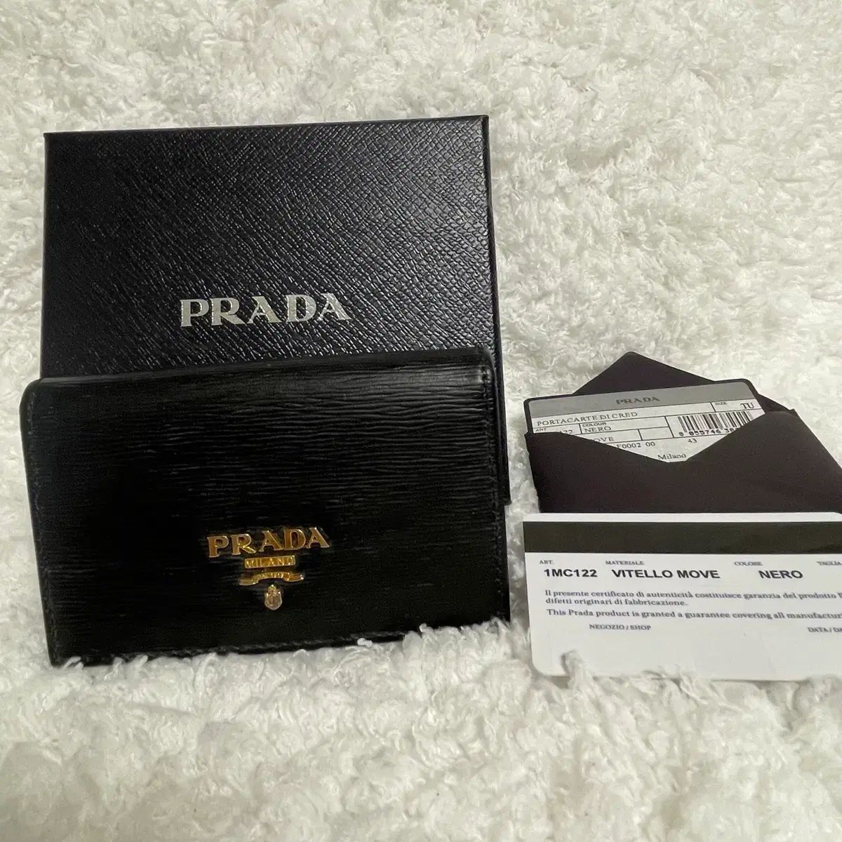 PRADA Vitello Move カードウォレット ブラック