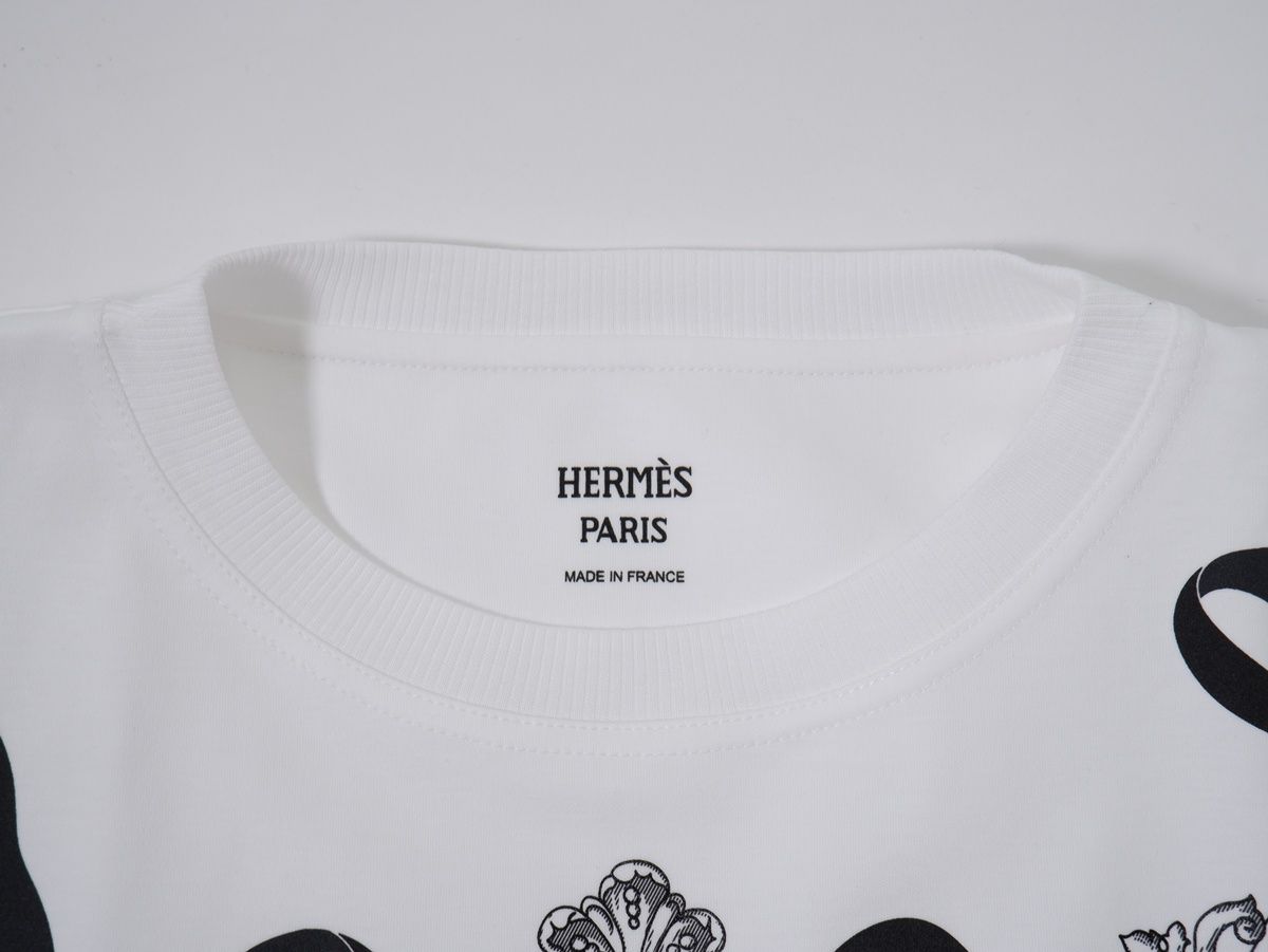 HERMESエルメス 2026SS カルトゥッシュ フェロヌリー Tシャツ6E4638DC