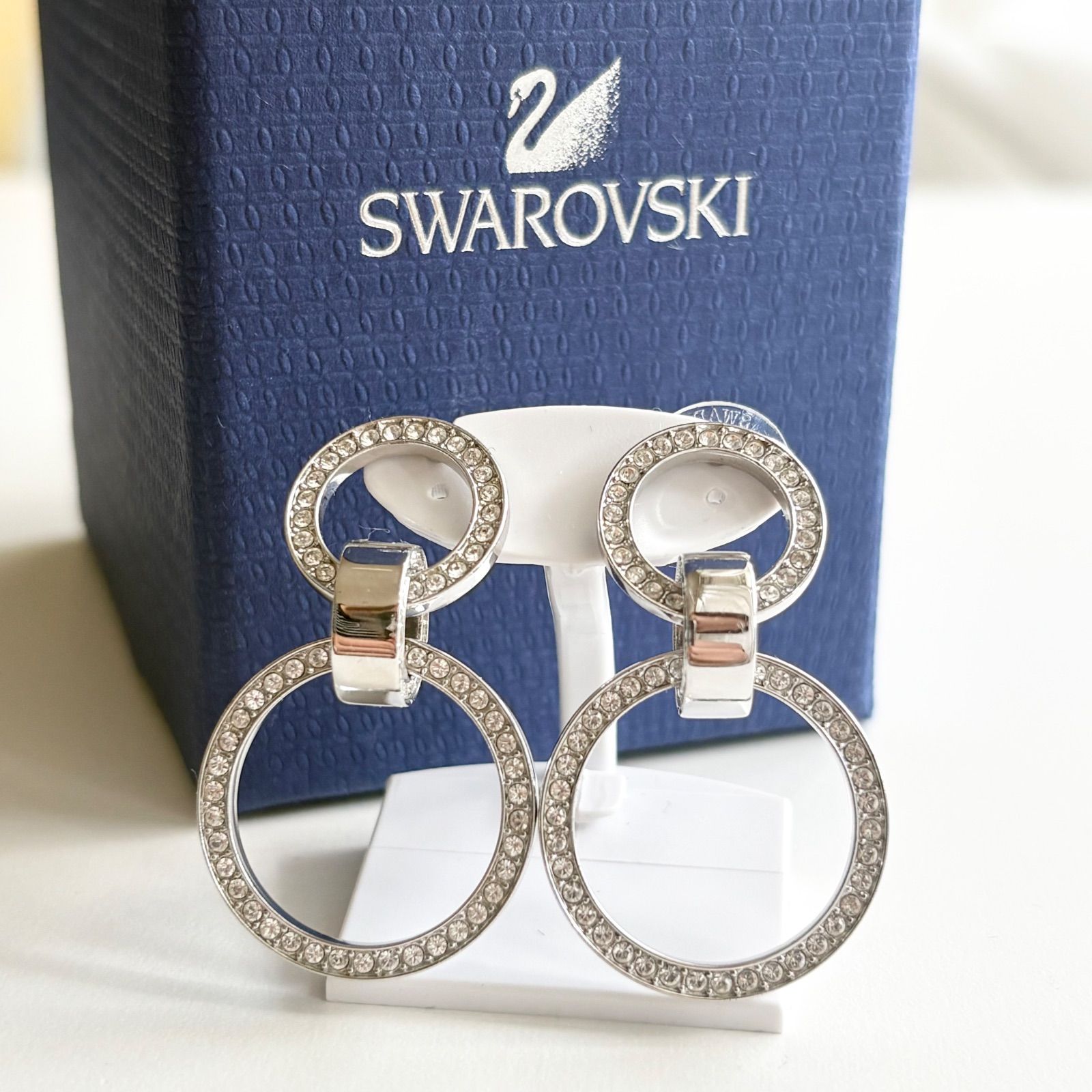 SWAROVSKI スワロフスキー Dextera フープピアス ピアス - メルカリ