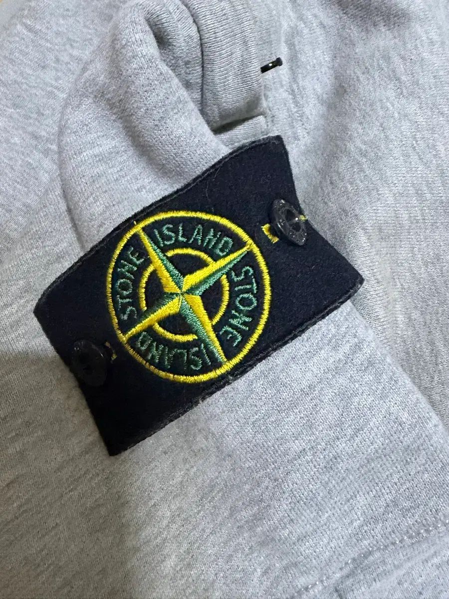 STONE ISLAND ストーンアイランド カーゴ ジョガー パンツ