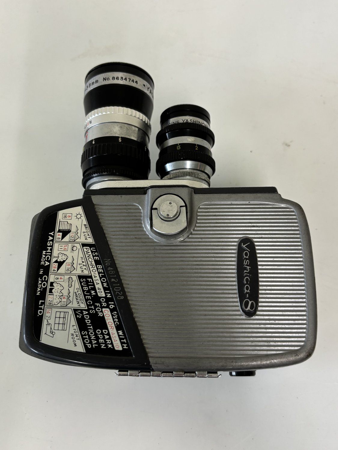 ジャンク】YASHICA ヤシカ Yashica-8 8mm シネカメラ CINE YASHINON
