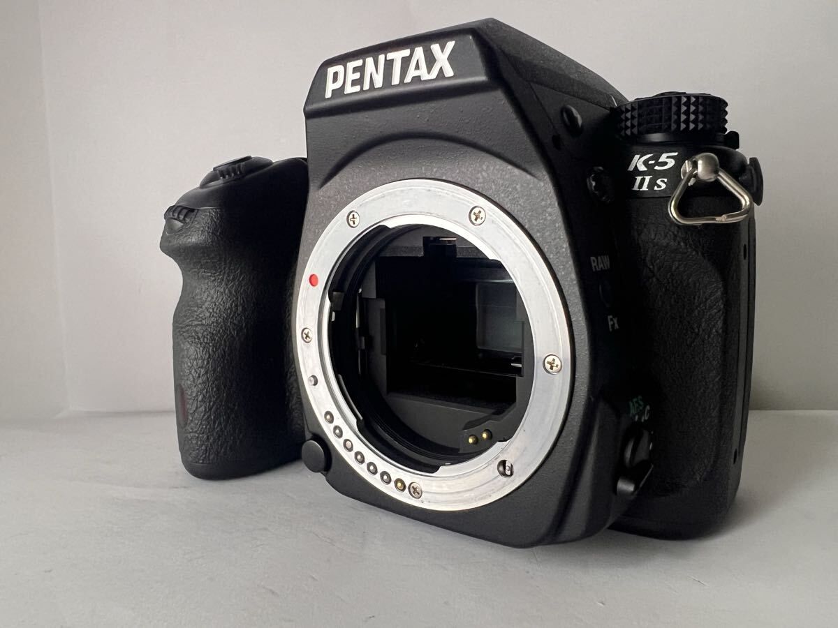 ショット数13761枚◆美品 PENTAX K-5 IIs ボディ 付属品つき ☆極上品☆ 《ショット数4404回》Pentax ペンタックス K-5IIS K-5 iis
