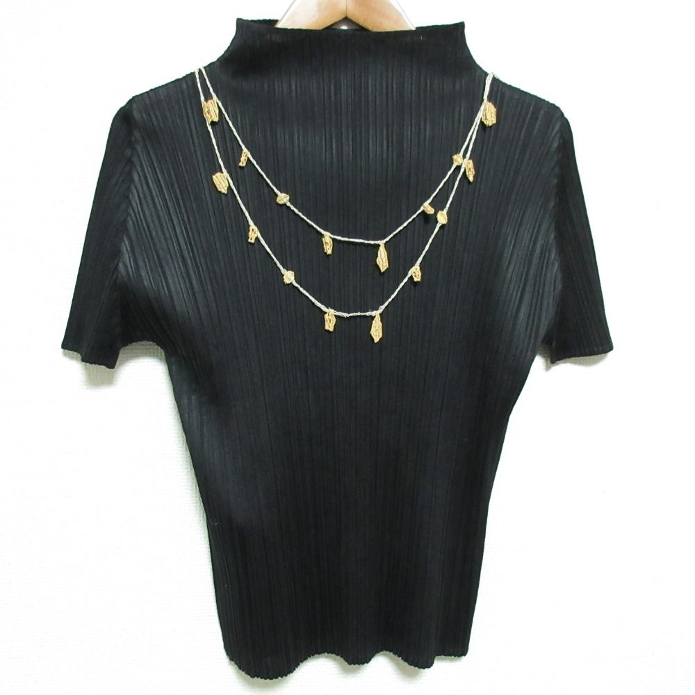 美品 PLEATS PLEASE プリーツプリーズ イッセイミヤケ ネックレスモチーフ ハイネックカットソー PP91-JK943 サイズ3 ブラック レディース 古着 中古 USED