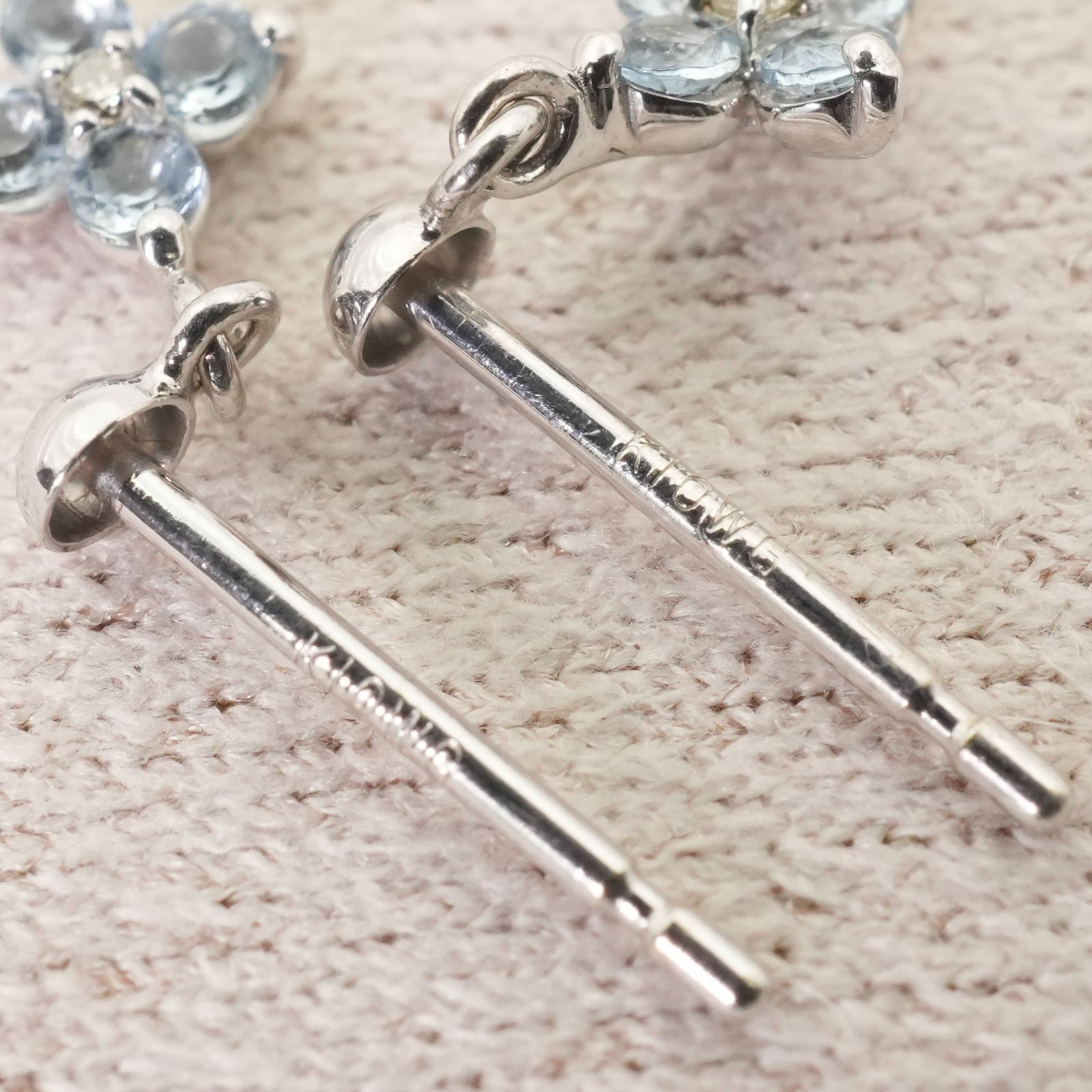 ヴァンドーム青山 K10 アクアマリン フラワーモチーフ ピアス/25-1152
