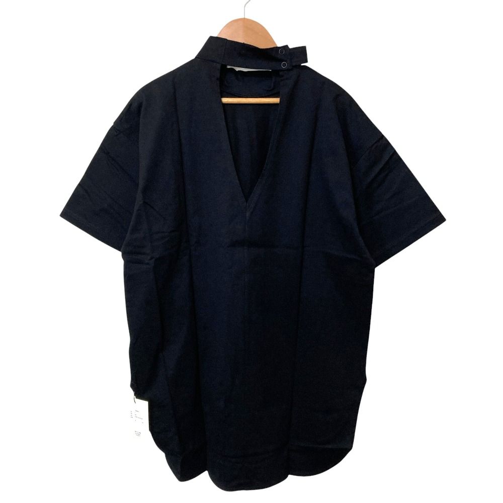 未使用 MACHATT マチャット バックオープンハイネックTシャツ 22010121