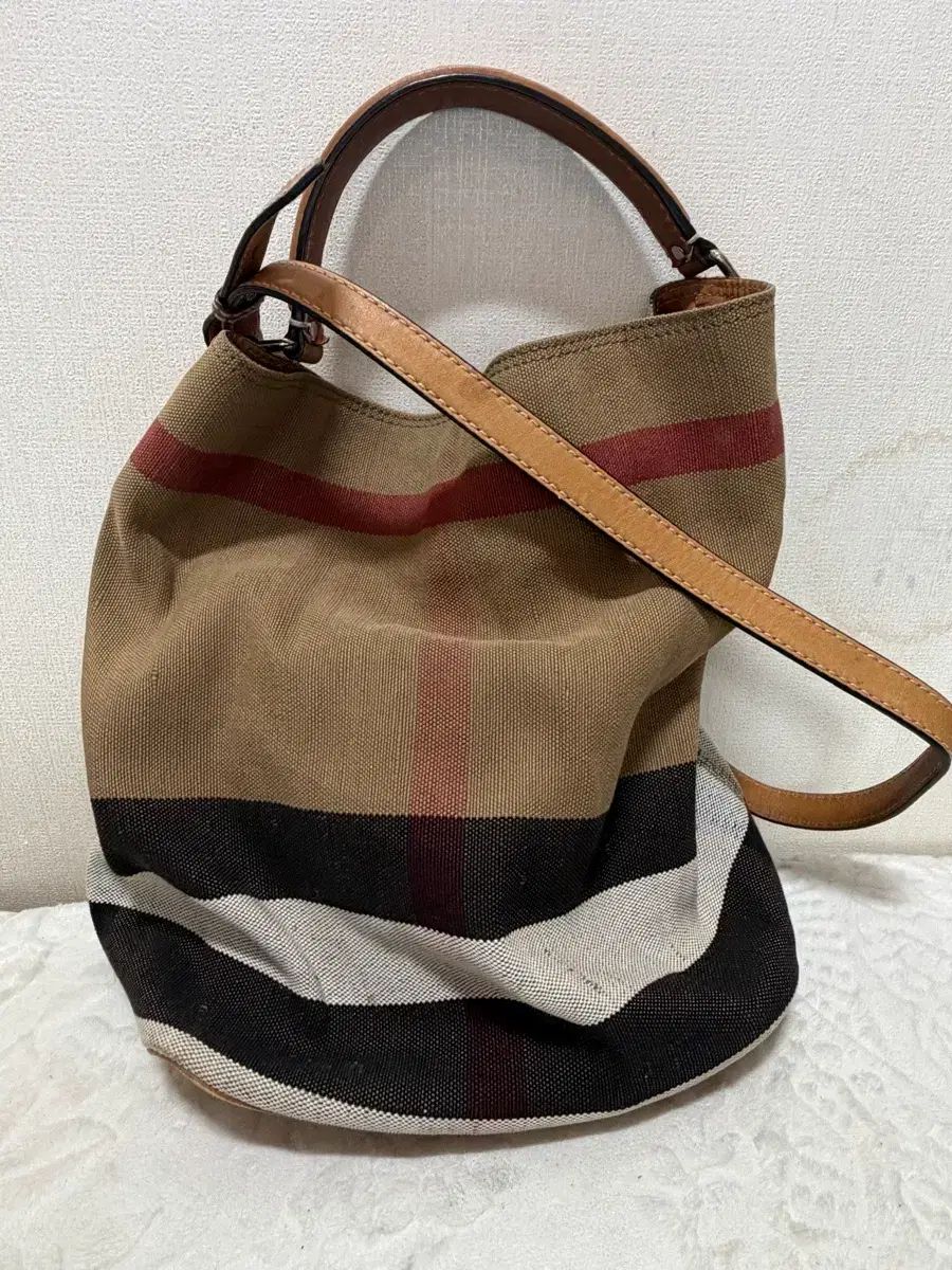 バーバリー アッシュ OH HOBO BAG