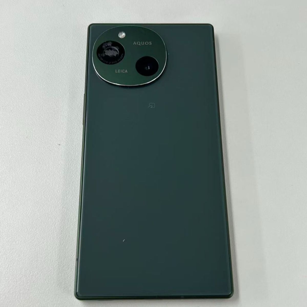 ジャンク】AQUOS R9 グリーン 起動不可 - メルカリ