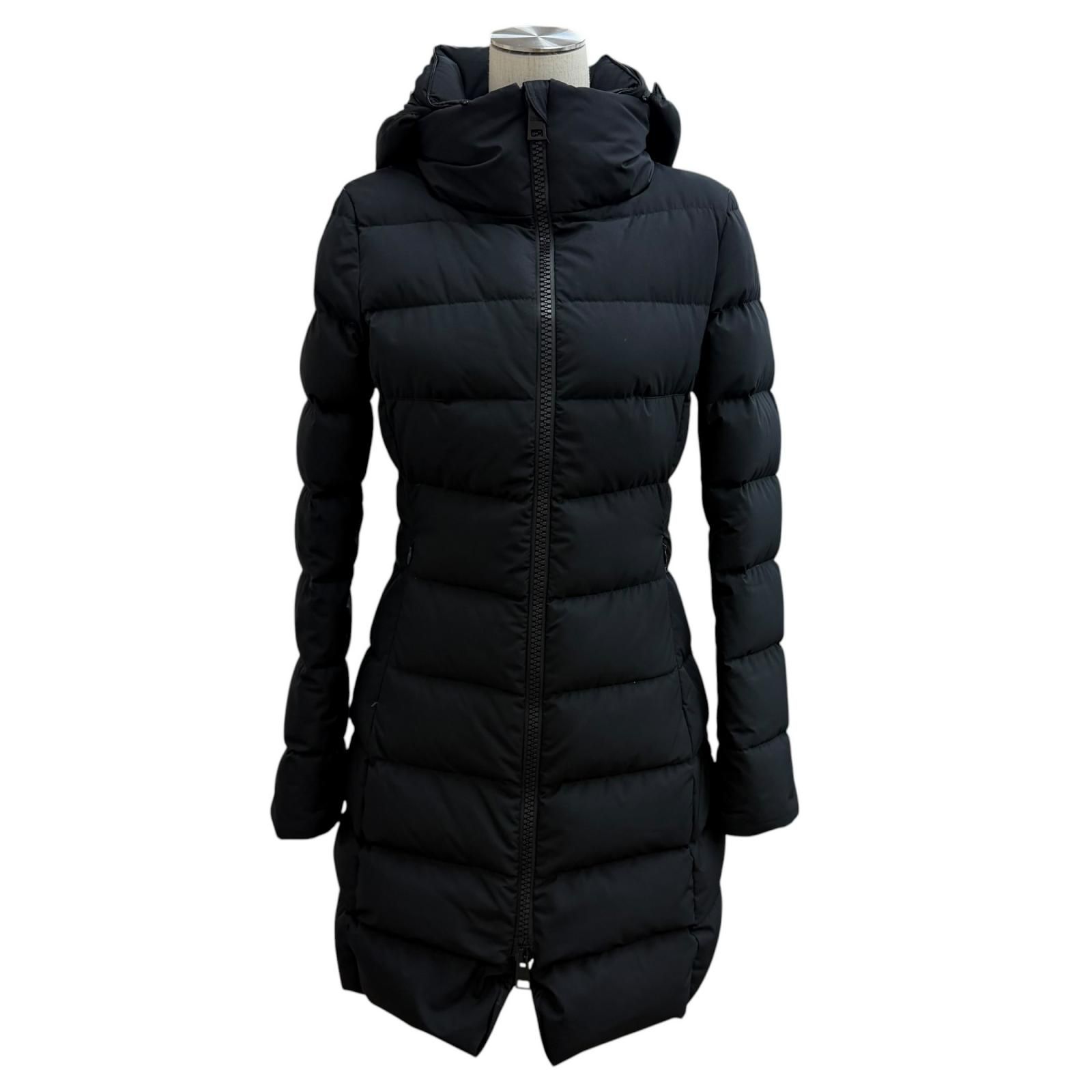 美品☆Herno ヘルノ PI080DL Laminar GORETEX フード付 ロゴ入り ZIP 