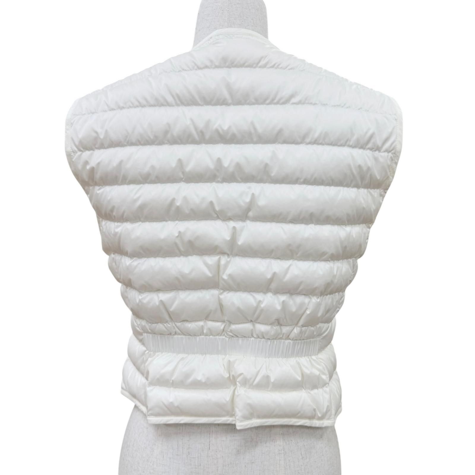 美品☆MONCLER モンクレール 24SS CAMICA ロゴワッペン付 軽量 ダウン