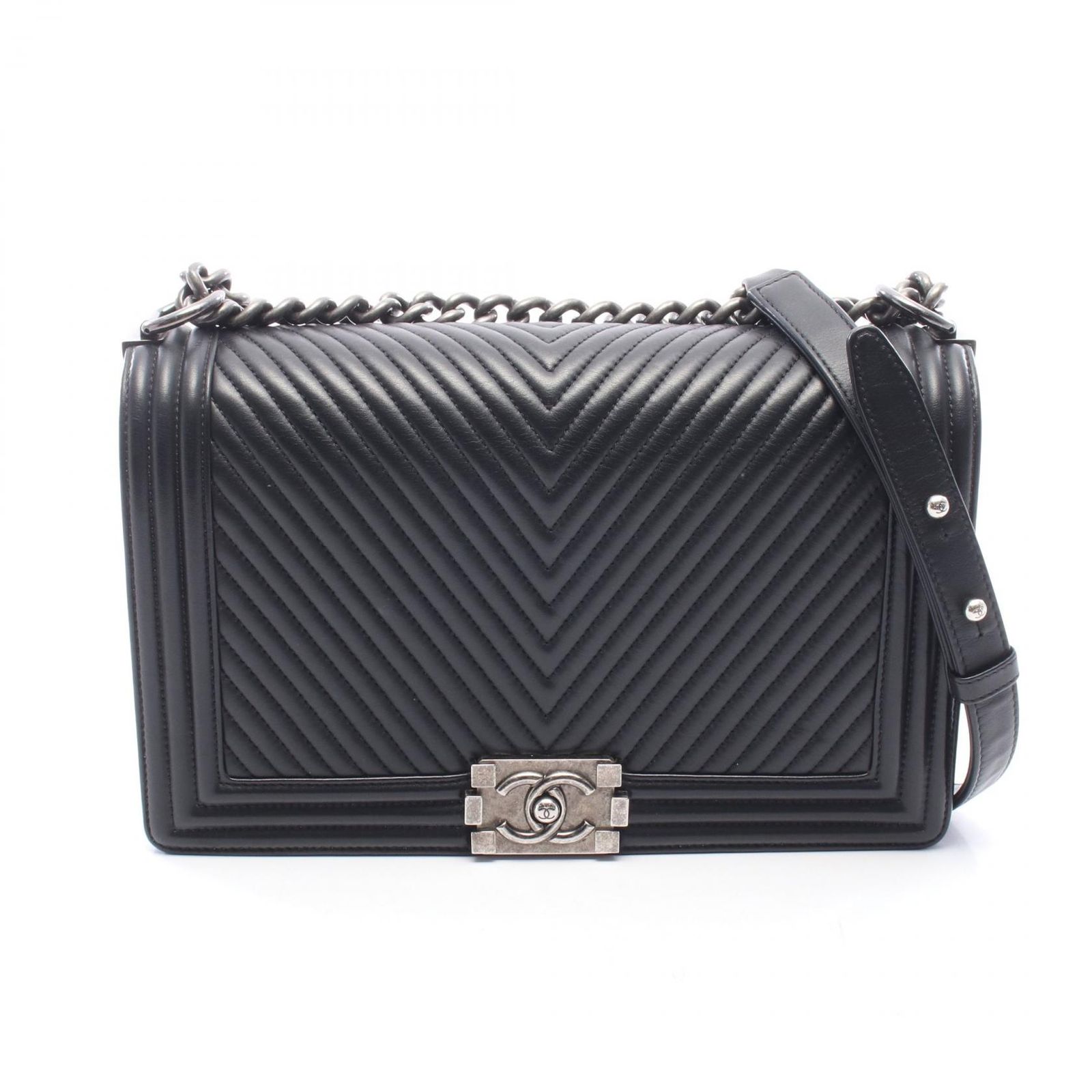 シャネル CHANEL ショルダーバッグ ボーイシャネル ラージ シェブロン Vステッチ ブラック ラムスキン（羊革） ボーイシャネル Vステッチ チェーンショルダー