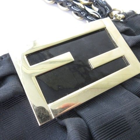 フェンディ FENDI FFロゴ チェーン ショルダーバッグ ズッカ柄 黒
