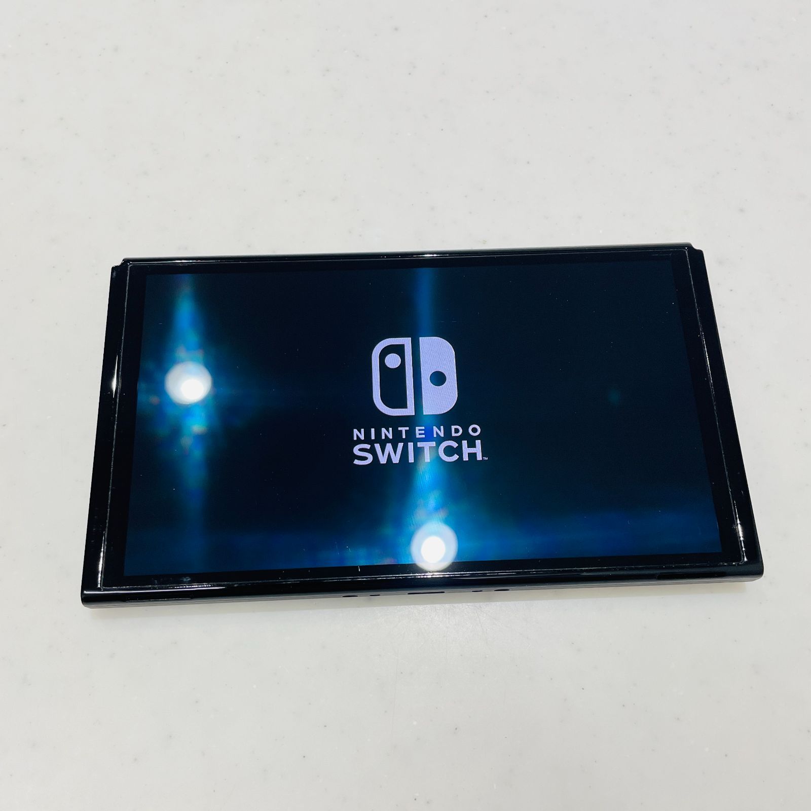 美品 完品 Nintendo Switch 有機EL ホワイト 本体セット 2022年製 液晶