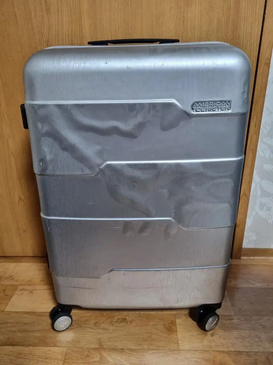 AMERICAN TOURISTER アメリカンツーリスター 24インチ キャリアー 旅行用カバン HARD キャリアー 羊
