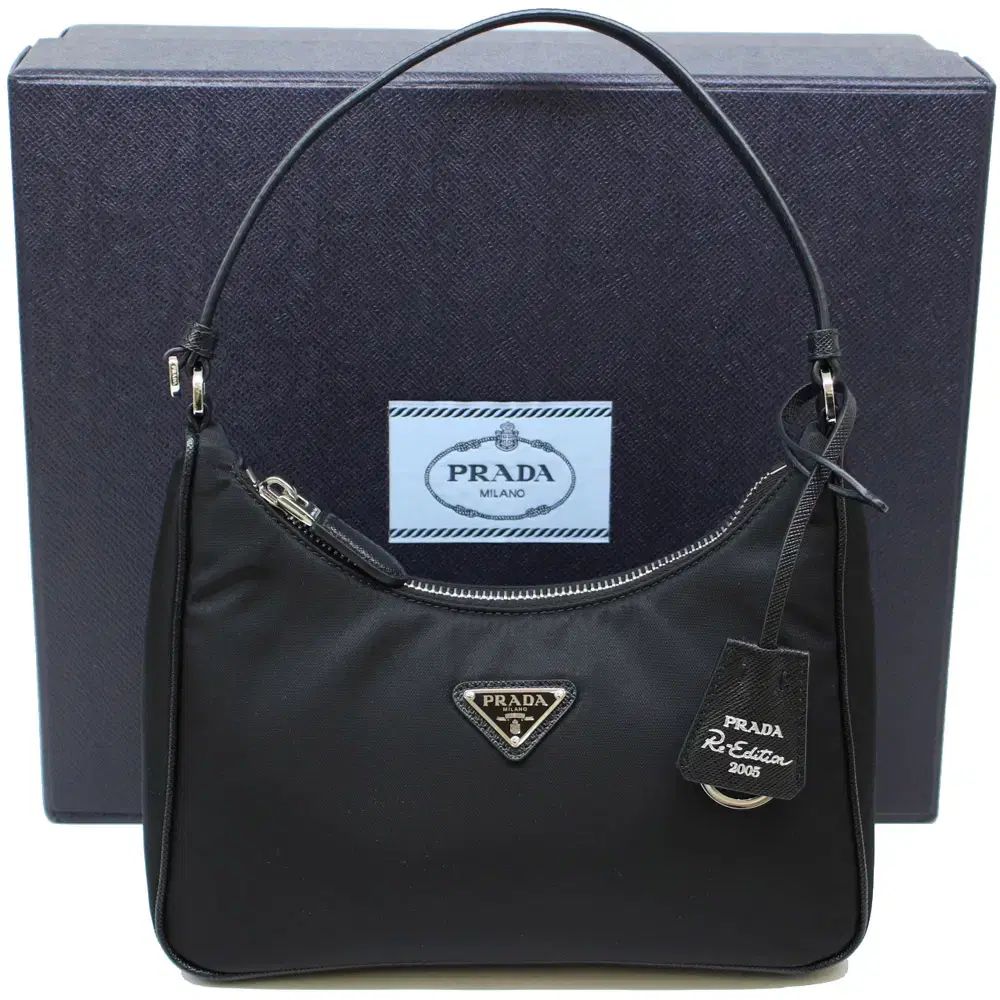 25年新作 100点満点中97点 最新バージョン PRADA 1N204X リナイロン ミニ HOBO BAG 付きチップ A+