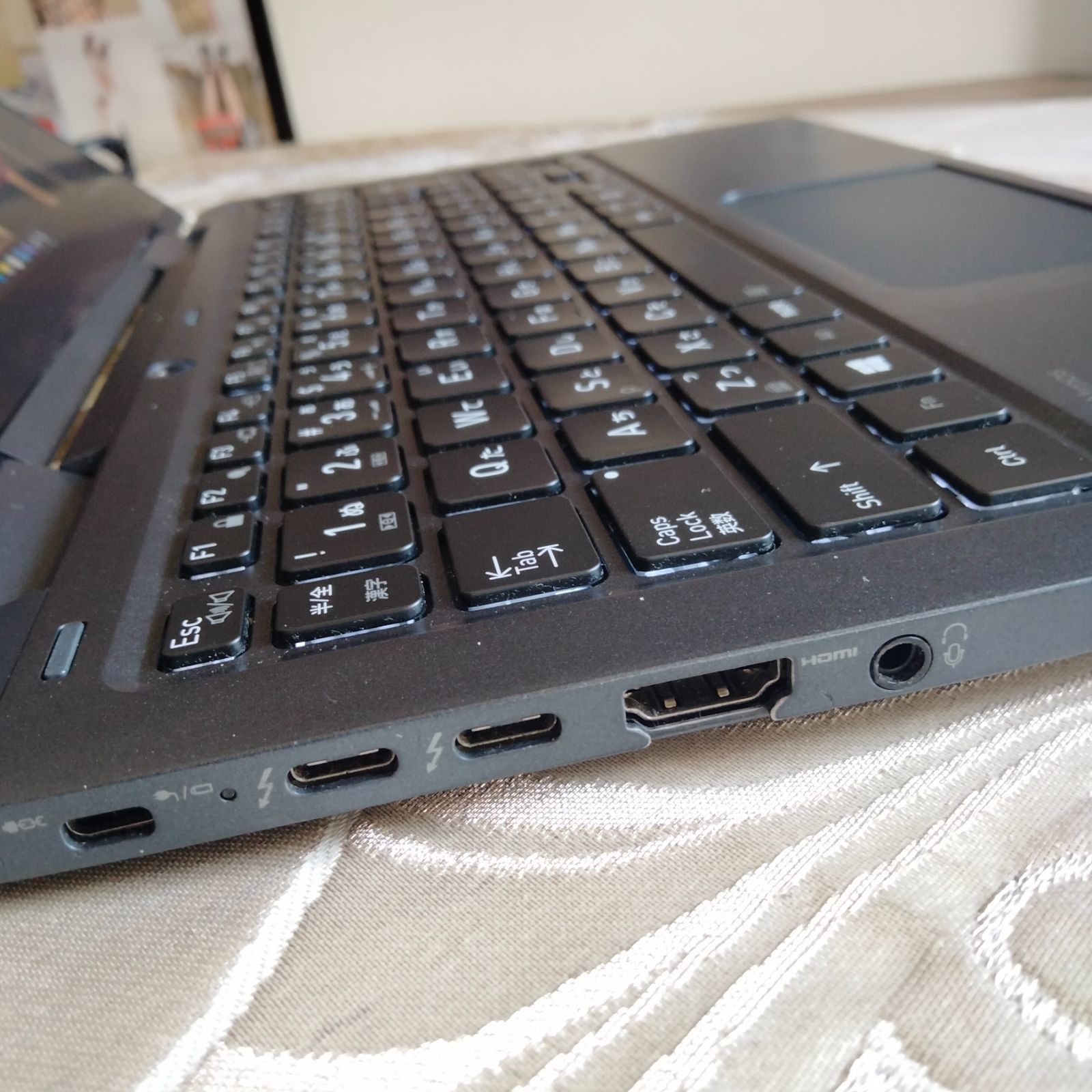 タブレットPC 16G 256G/SSD NVMe 11世代 i5 1135G7 バックライト