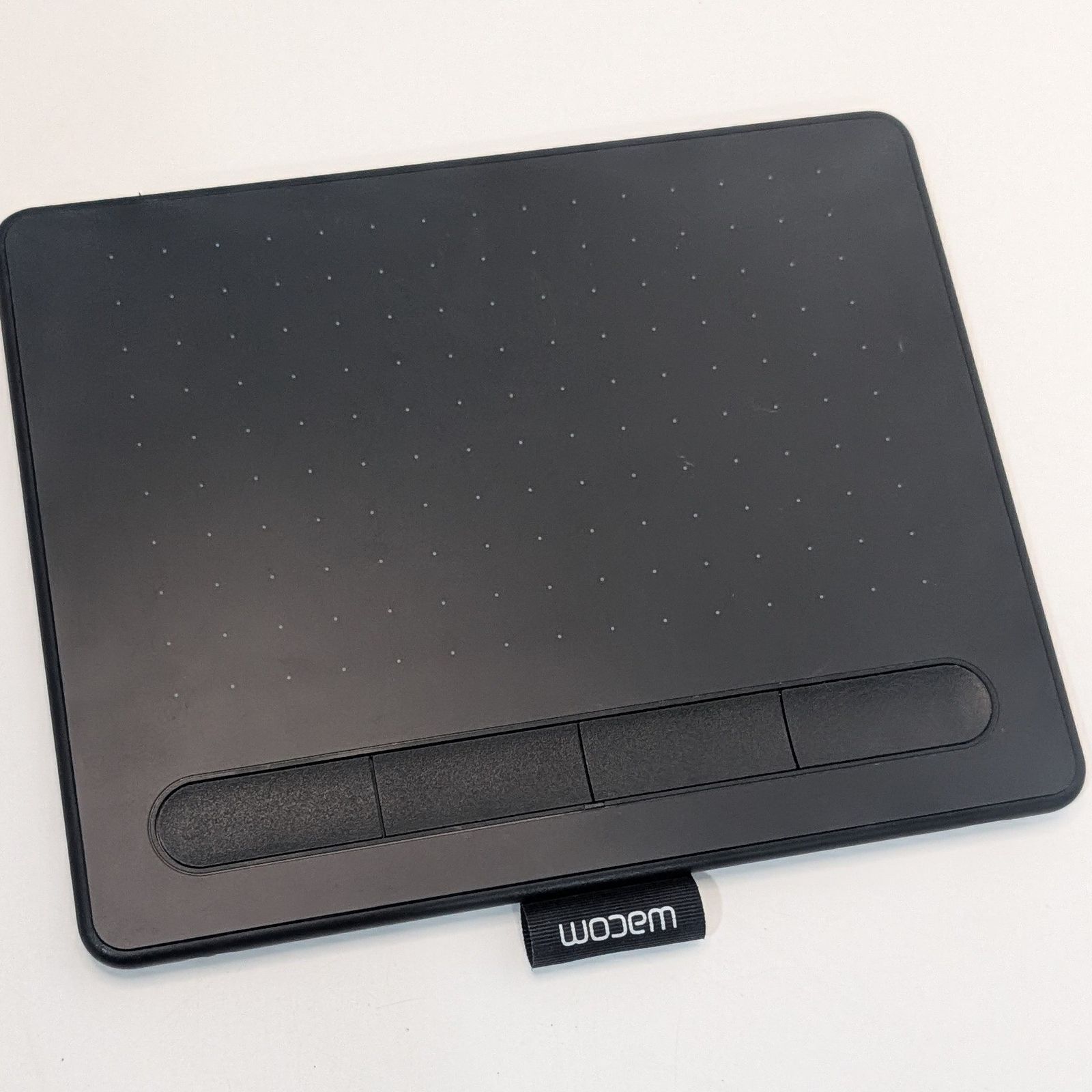 Wacom Intuos CTL-4100 ワイヤレス ブラック ペンタブレット ペン付属 