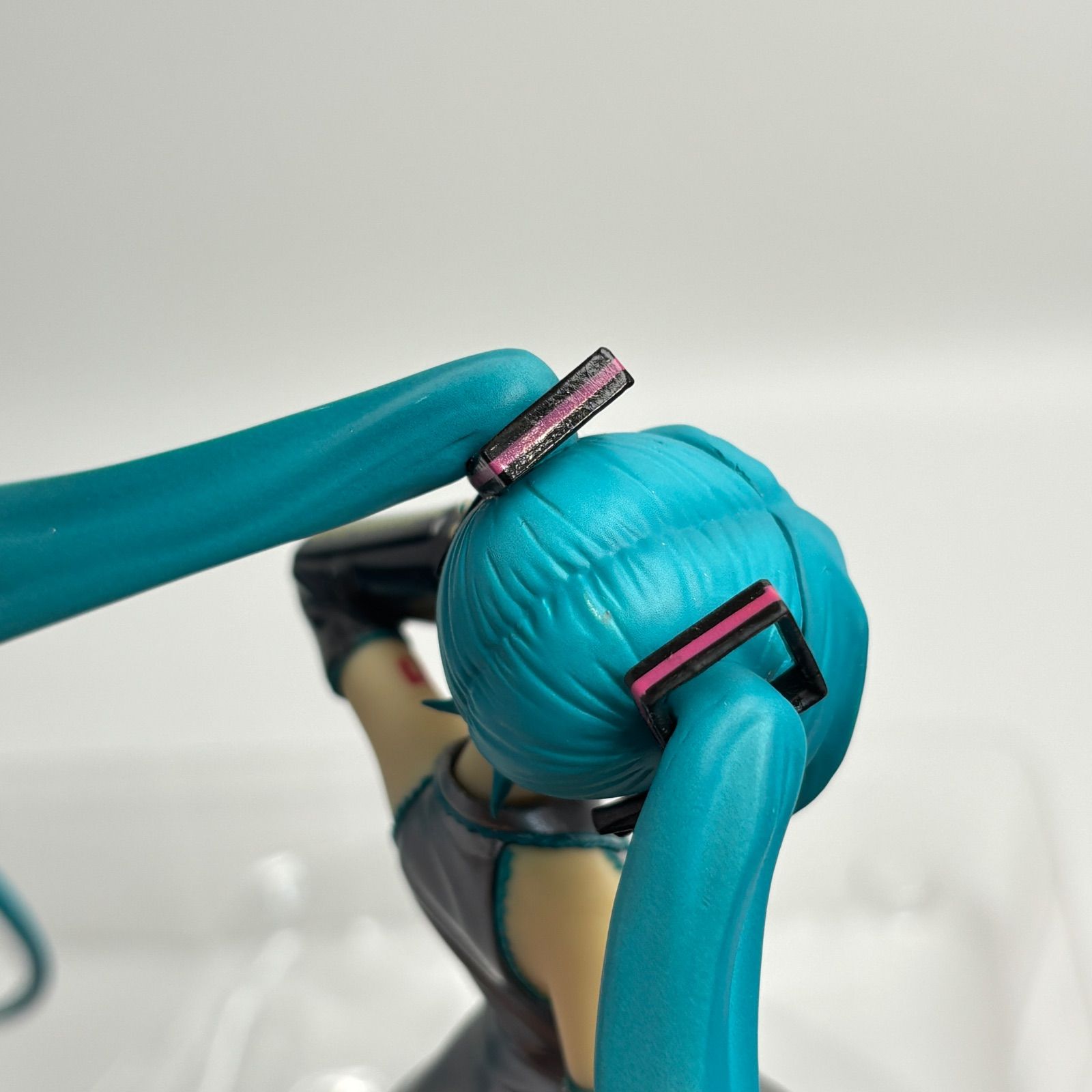 初音ミクCM ver. 1/8スケールフィギュア 目閉じver. グッドスマイル