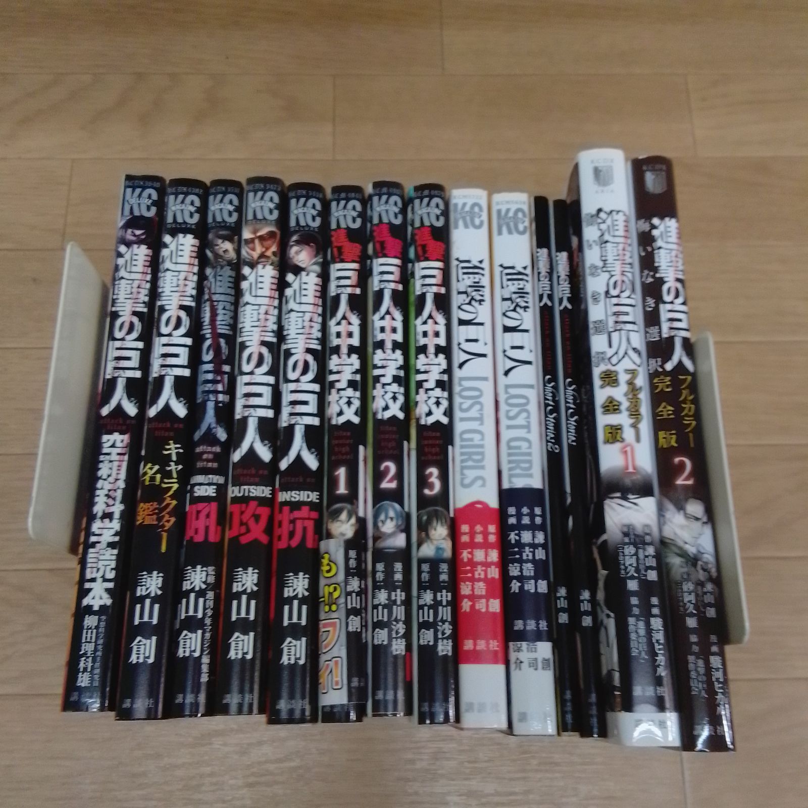 ☆ 進撃の巨人 全巻セット 1巻～34巻 ＋関連本14冊＋12巻13巻DVD付き