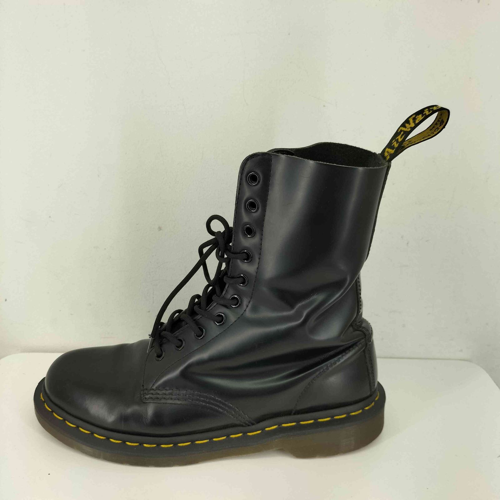 ドクターマーチン Dr.Martens 10ホールブーツ メンズ EUR：42 - メルカリ