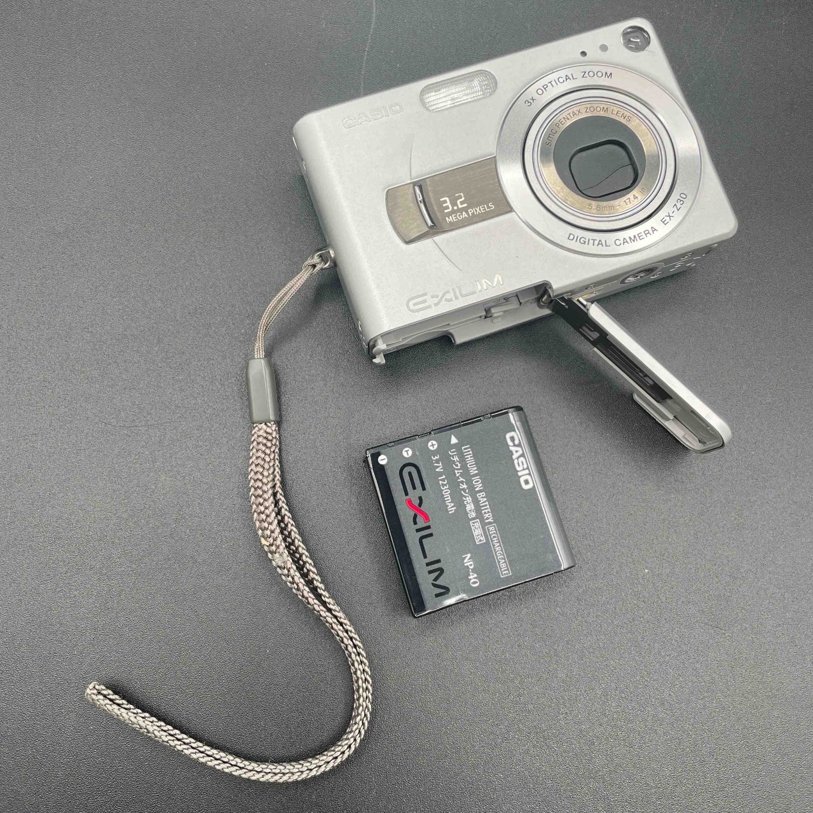 CASIO EXILIM EX-Z3000 シルバー デジタルカメラ ジャンク品 ジャンク・動作未確認】CASIO EXILIM EX-Z30 シルバー デジタルカメラ