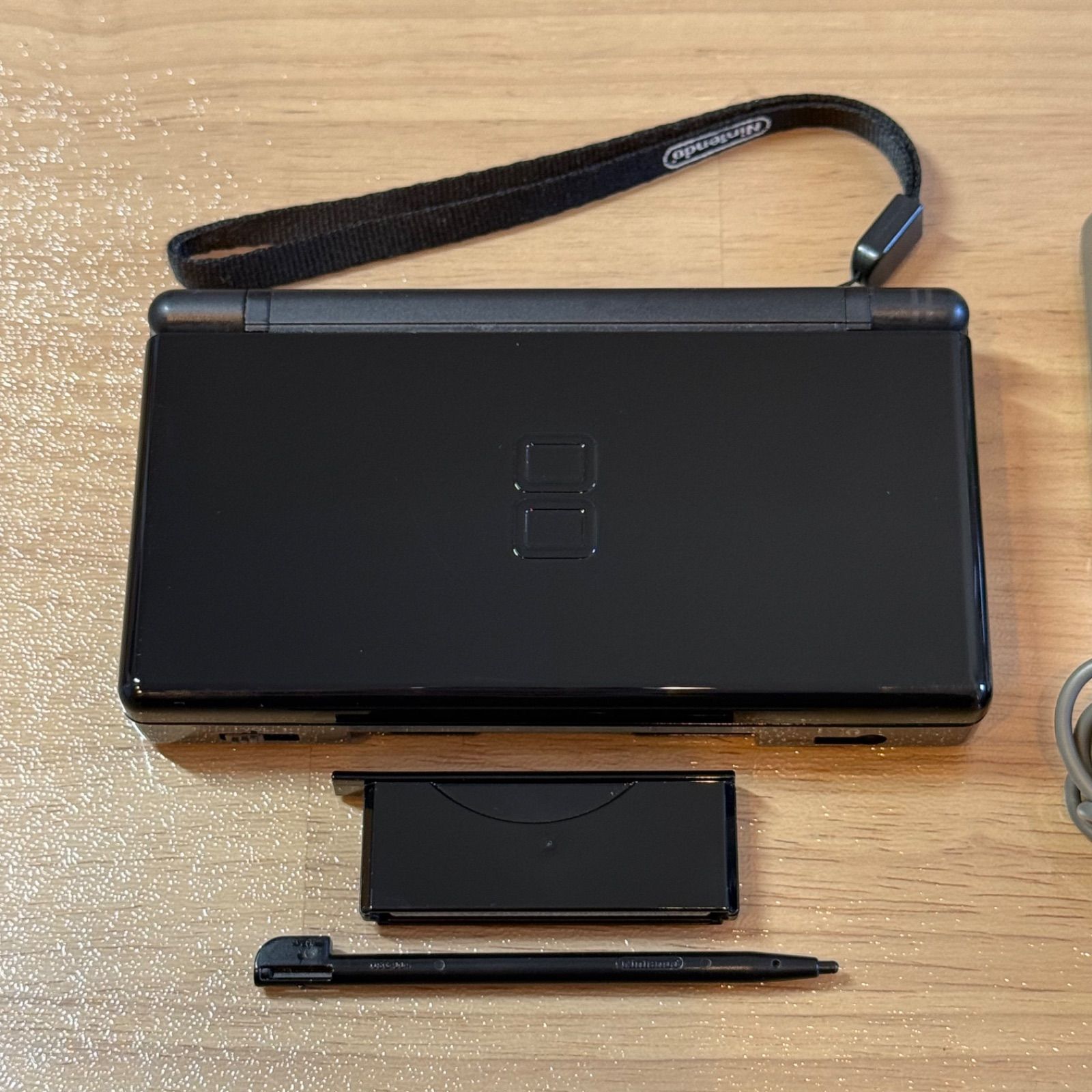 7-163【極美品】ニンテンドーDS LITE ジェット・ブラック - メルカリ