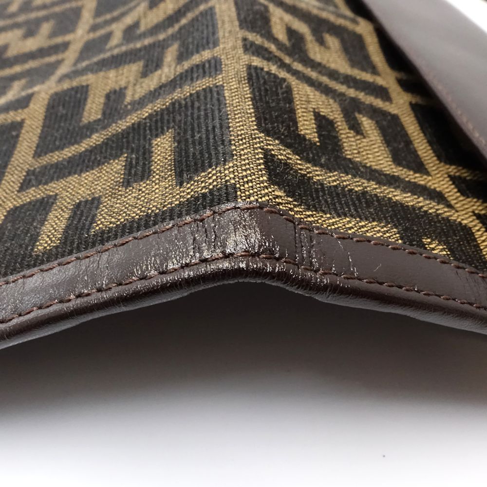 中古】FENDI フェンディ 長財布 ズッカ柄 Wフラップ ロングウォレット