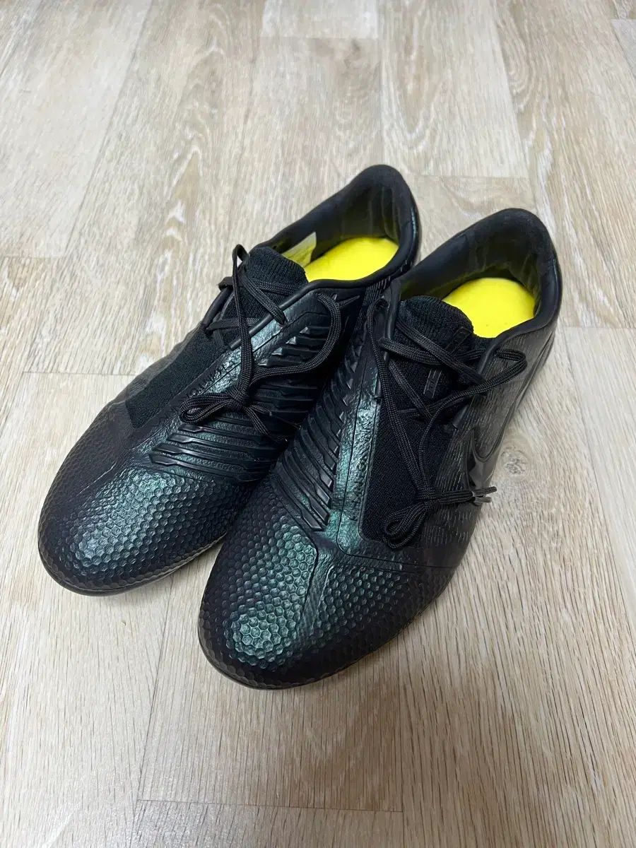 (270) ナイキ FANTOM ヴェノム エリート FG サッカーシューズ
