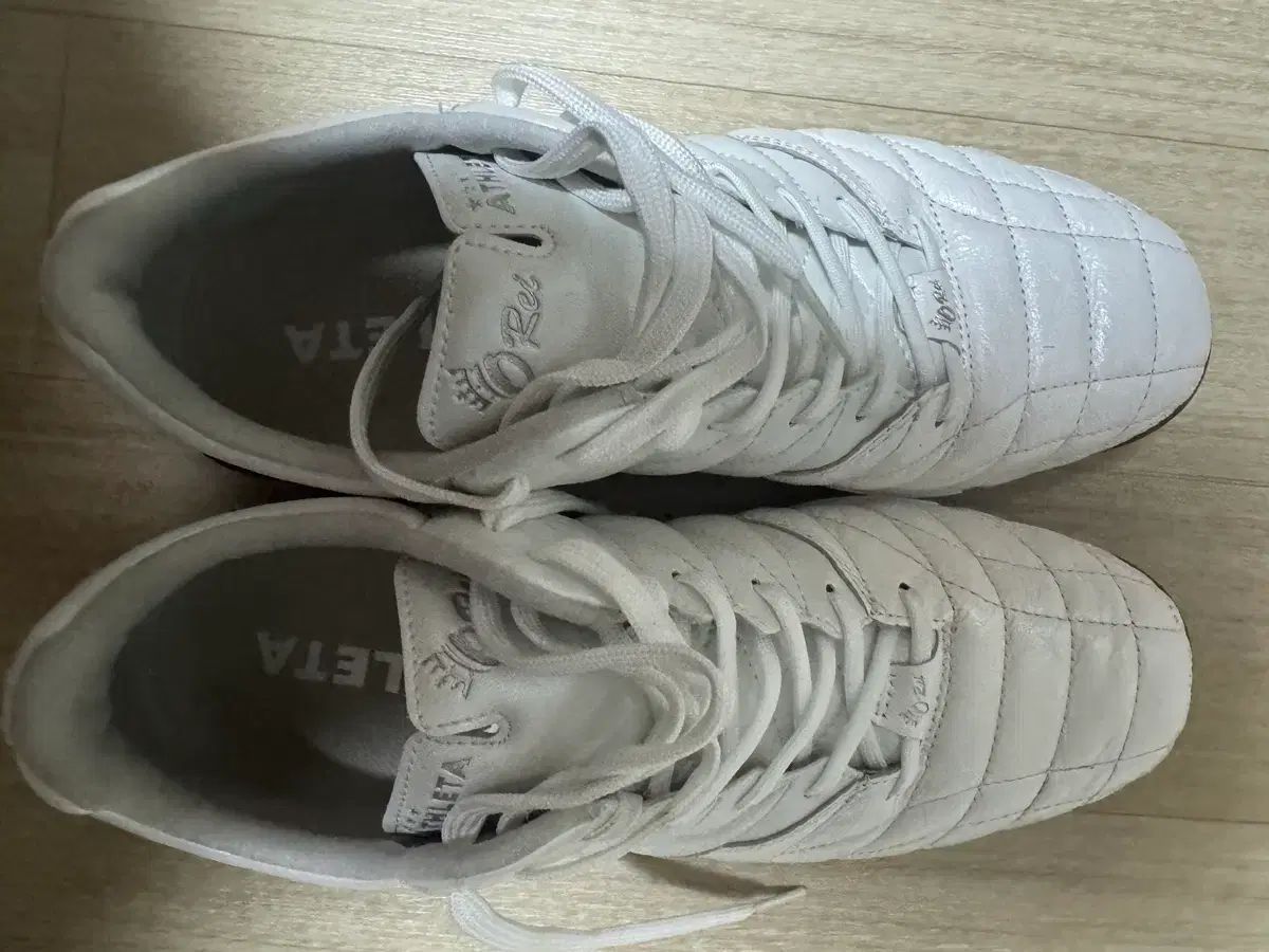 ATHLETA アスレタ オーヘイ a005 サイズ 250 出品