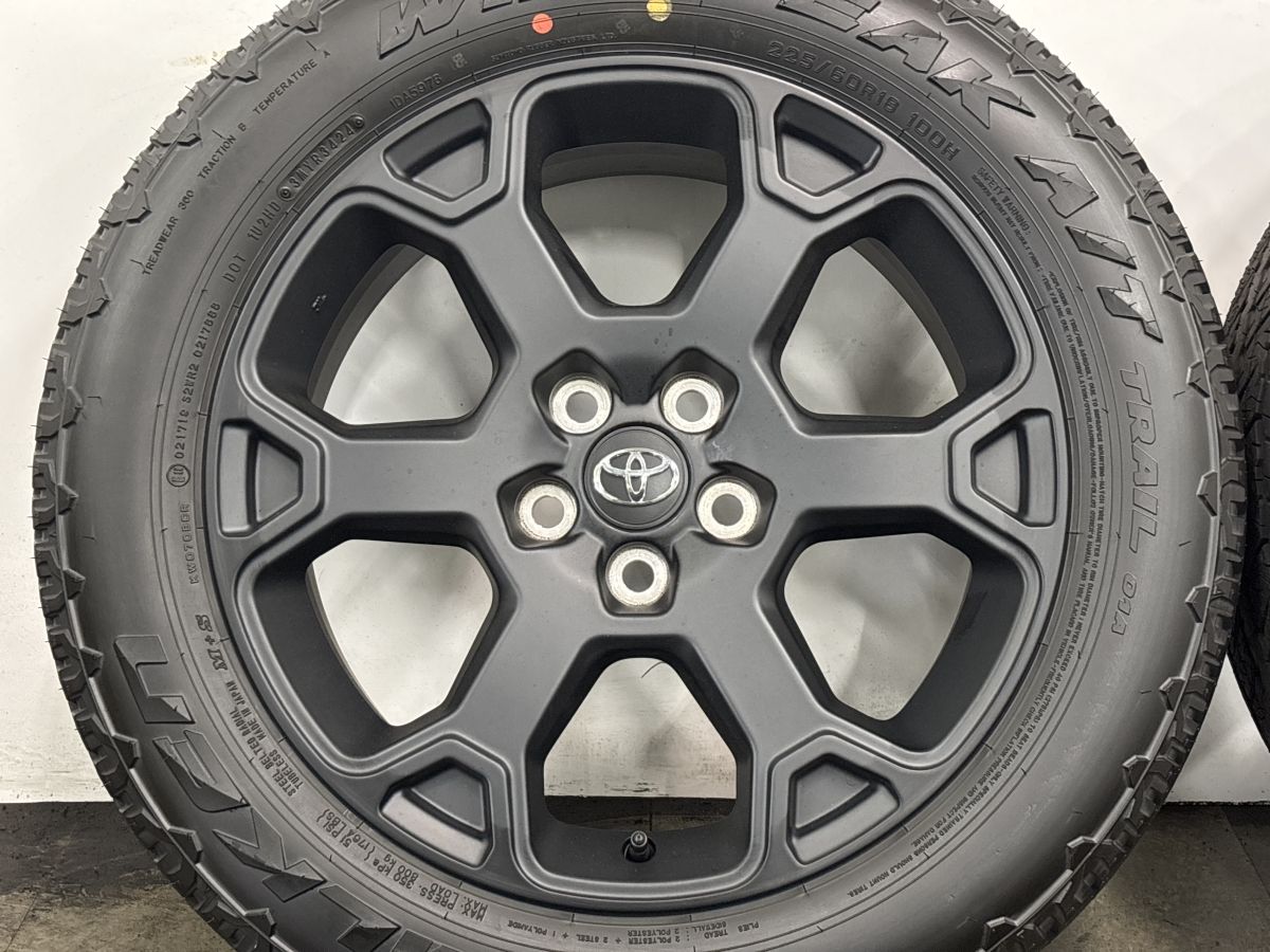 新車外し品】トヨタ RAV4 オフロード 純正 18in 7J +35 PCD114.3
