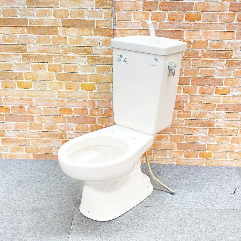 【中古品】【美品】 TOTO トイレ 洋式便器 (床下排水) 「CS670B」 排水芯200mm とタンク「SH671BA」のセット #SC1(パステルアイボリー) 26G