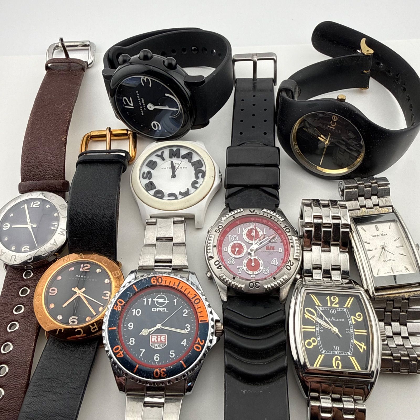 マークジェイコブスなど　まとめ　セット　腕時計　ノーブランド　ジャンク　不稼動　部品取り　MARC JACOBS【X419】