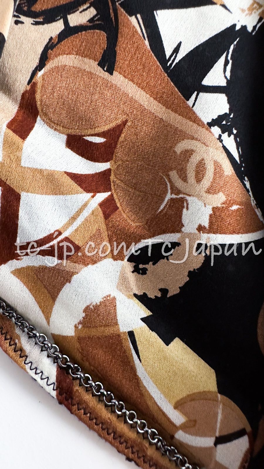 シャネル ジャケット CHANEL ブラック ベージュCC ロゴ 軽くて 柔らか