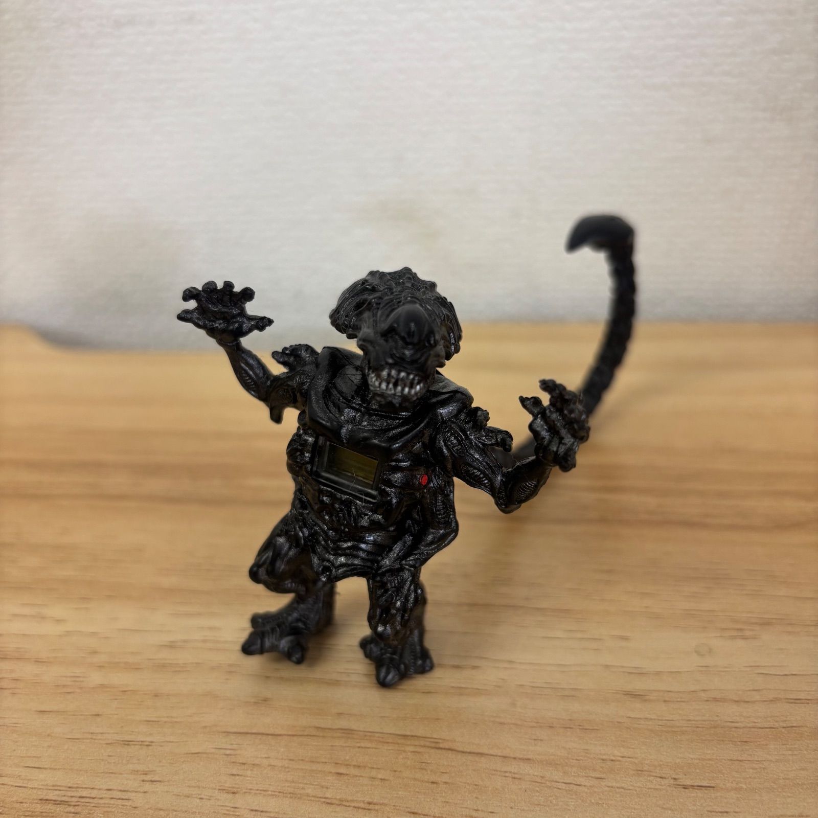 Rare Period Alien Figure LCD Gimmick Retro Xenomorph Sci-fi Movie Horror Toy Ametoi Vintage Toy Display Figurine Interior Collection Rare Rare Objects Fantasy Creature Predator Kenner 1990s