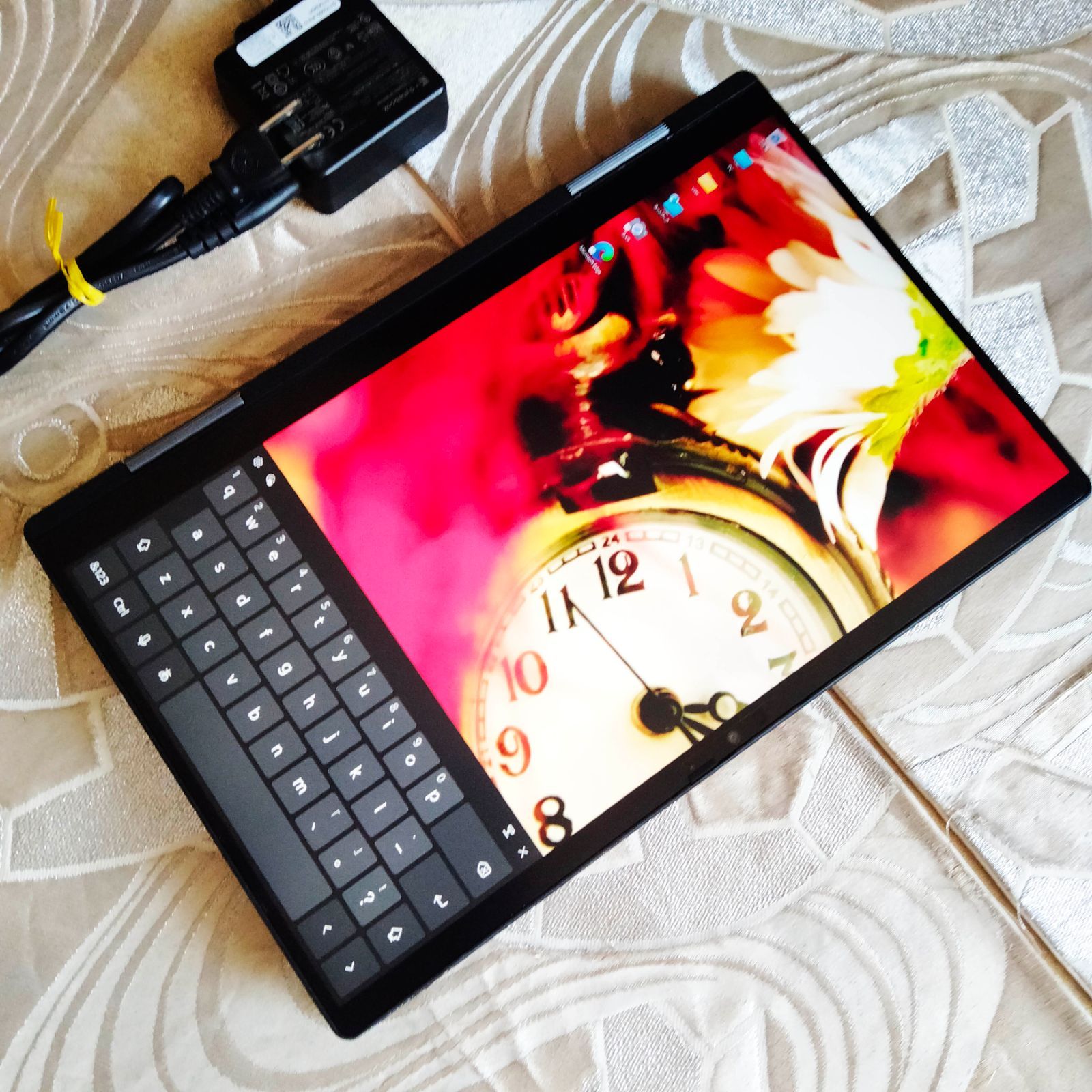 PCタブレット 16G 256G/SSD NVMe 11世代 i5 1135G7 バックライトキーボード 東芝 V83HS WGW10