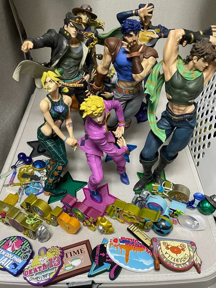 (まとめ) ジョジョ 一番くじ フィギュア 下位賞 含む (写真見てください)