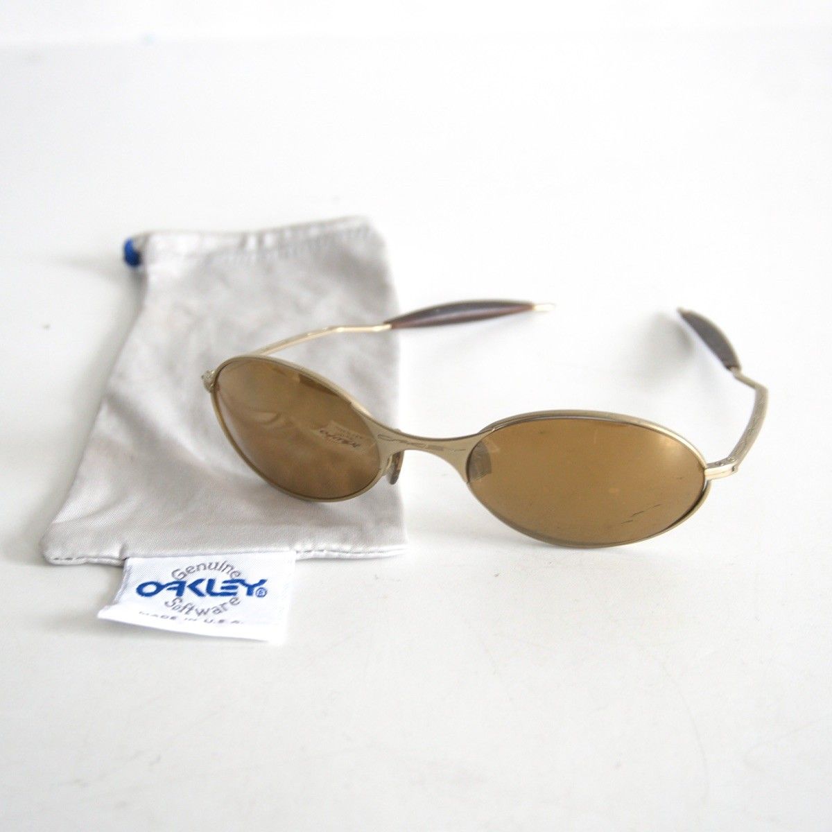 希少】OAKLEY【E-Wire】サングラス イーワイヤー オークリー 26070332
