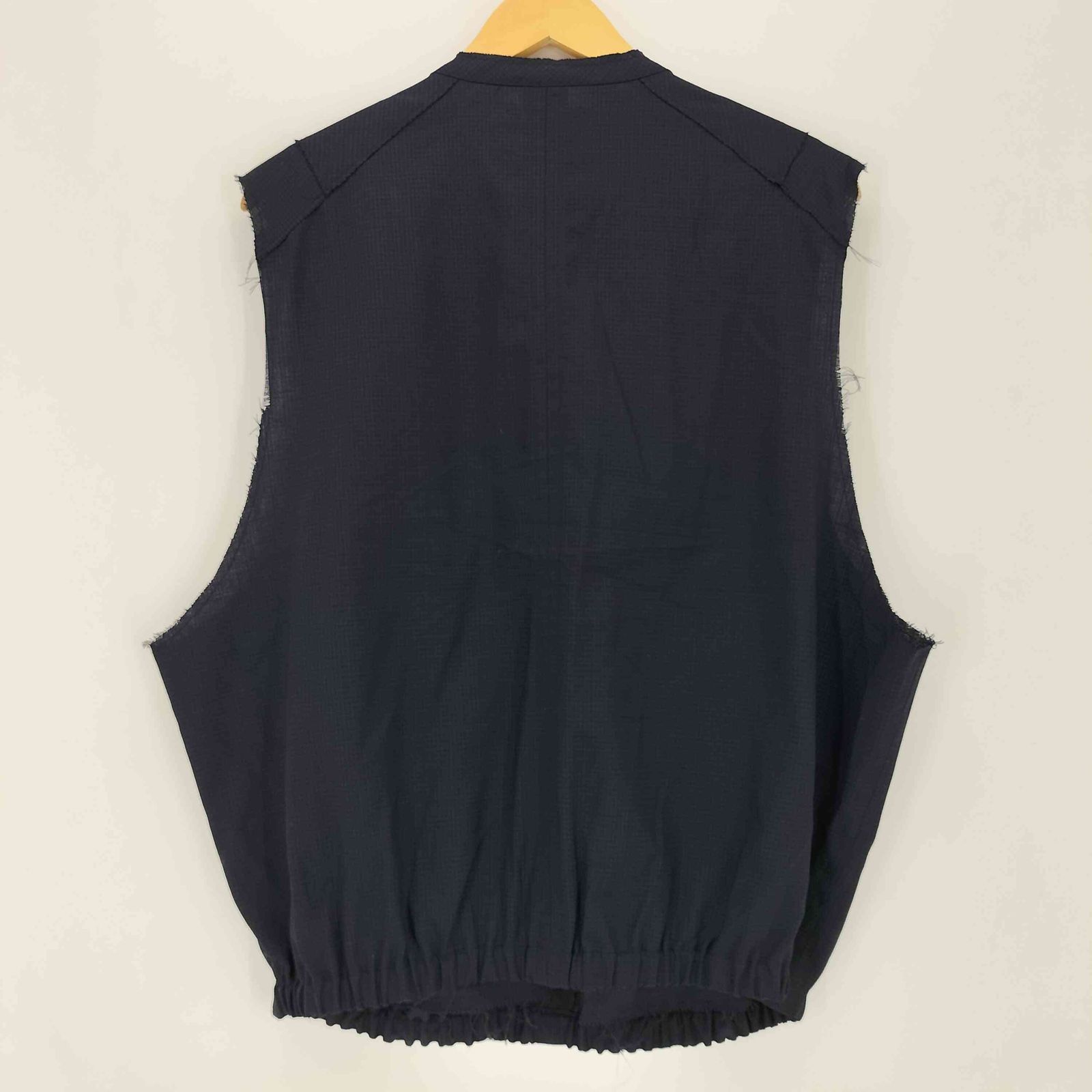 ユーズドフルギ USED古着 {{BIBLIOTHERK}} 26SS FRAYED VEST メンズ JPN:2 ユーズドフルギ USED古着 {{BIBLIOTHERK}} 26SS FRAYED VEST メンズ JPN:2