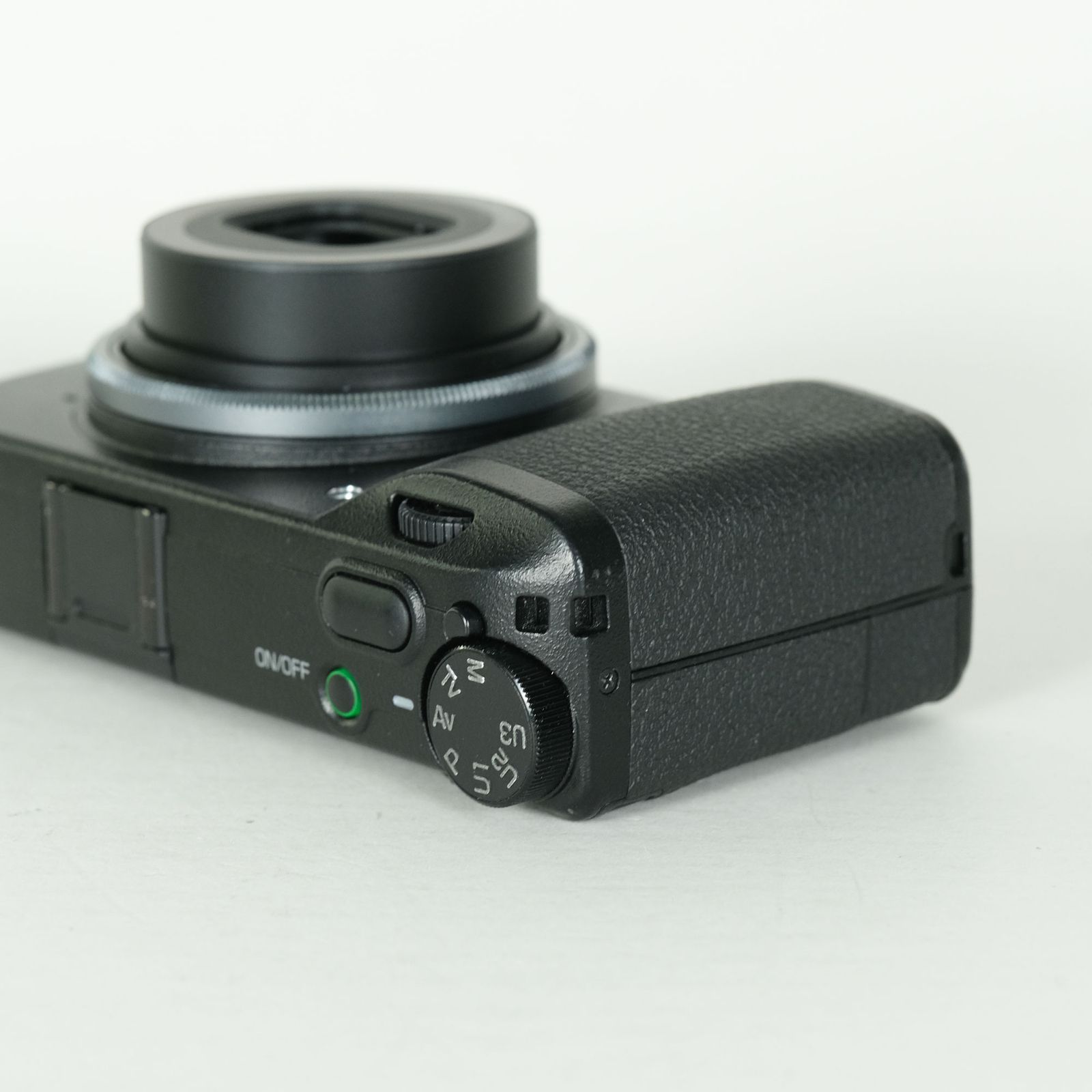 美品 | シャッター数4,889回] RICOH GR III | コンパクトデジタル