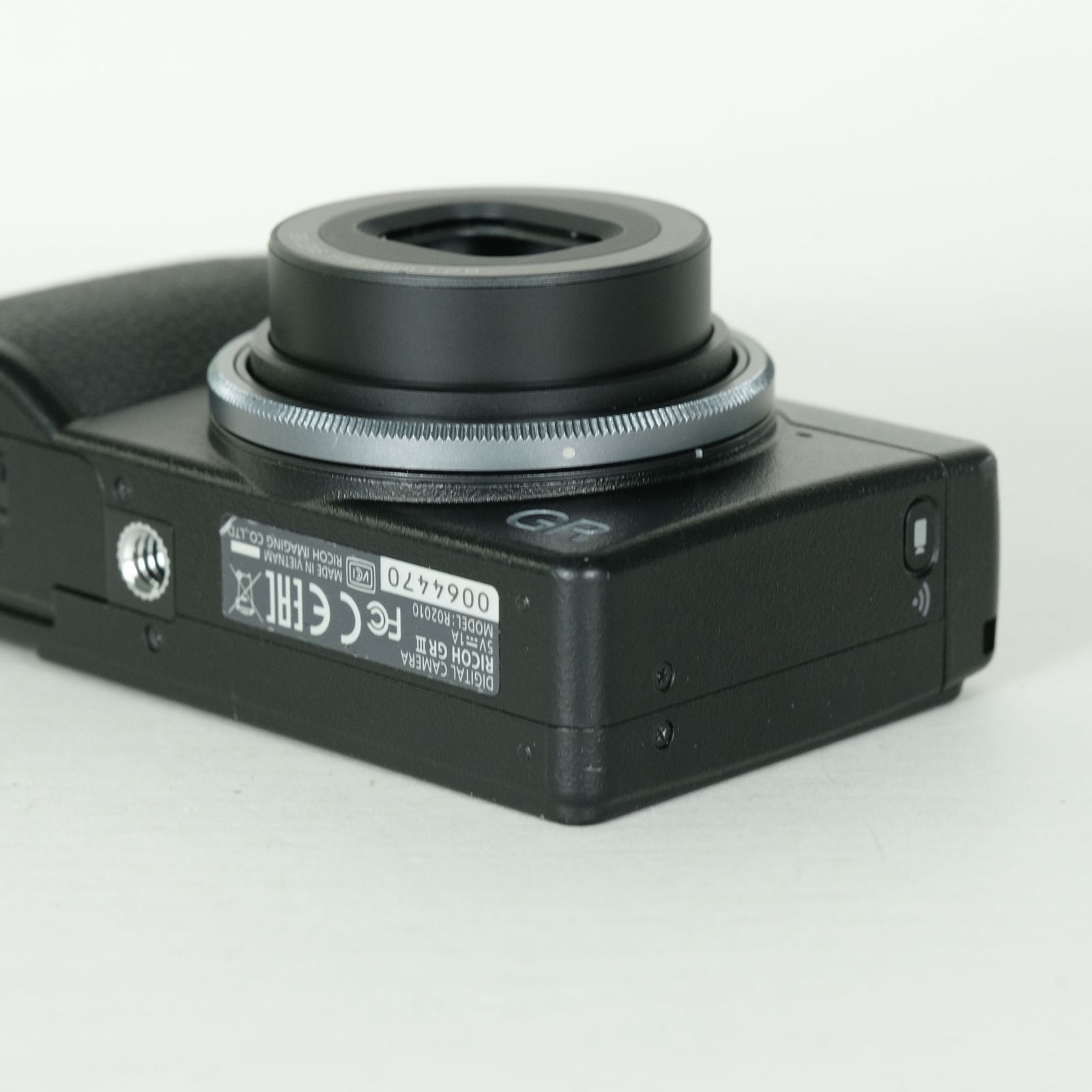 美品 | シャッター数4,889回] RICOH GR III | コンパクトデジタル