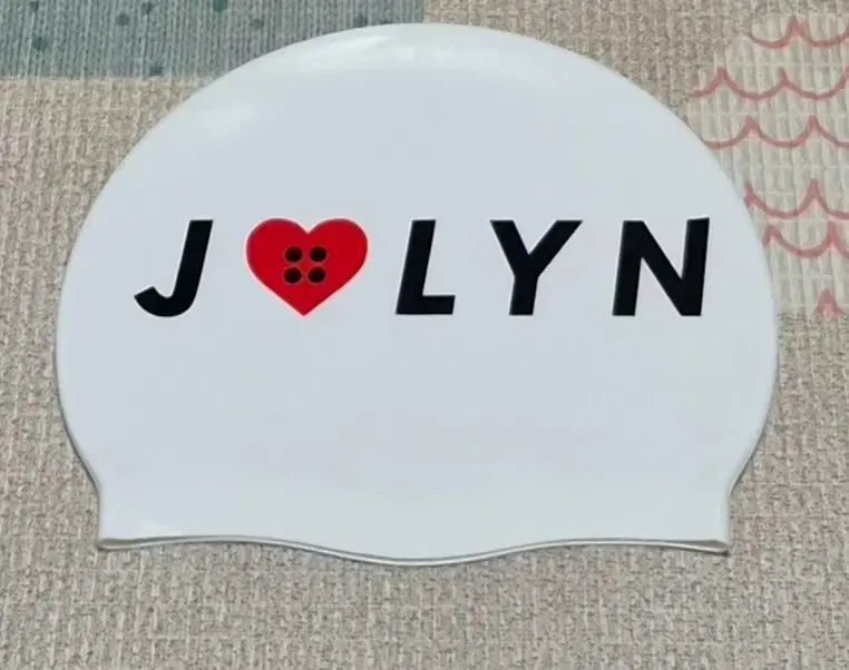 JOLYN ハートボタン ニット帽