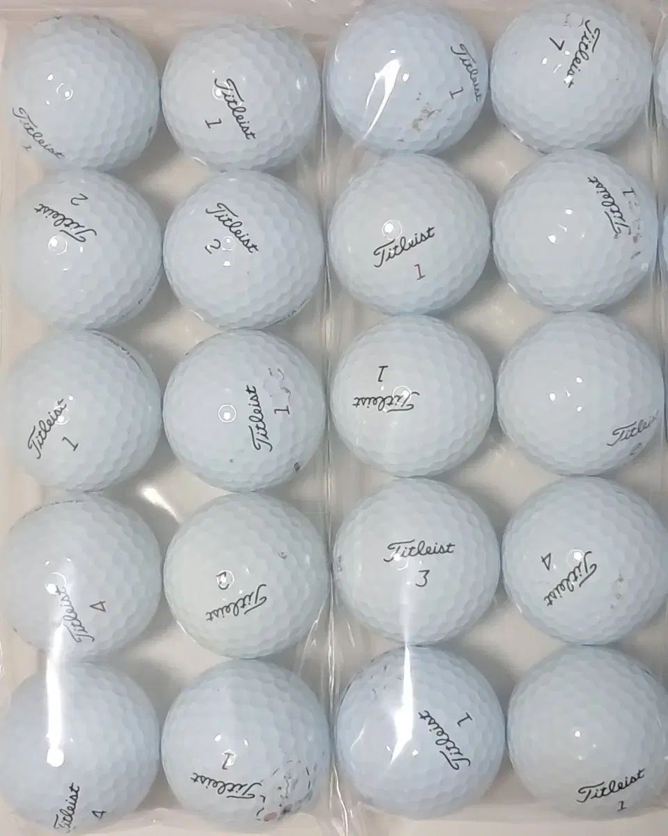 在庫処分)タイトリスト 50 R pro v1 pro v1x混合 ロストボール - メルカリ