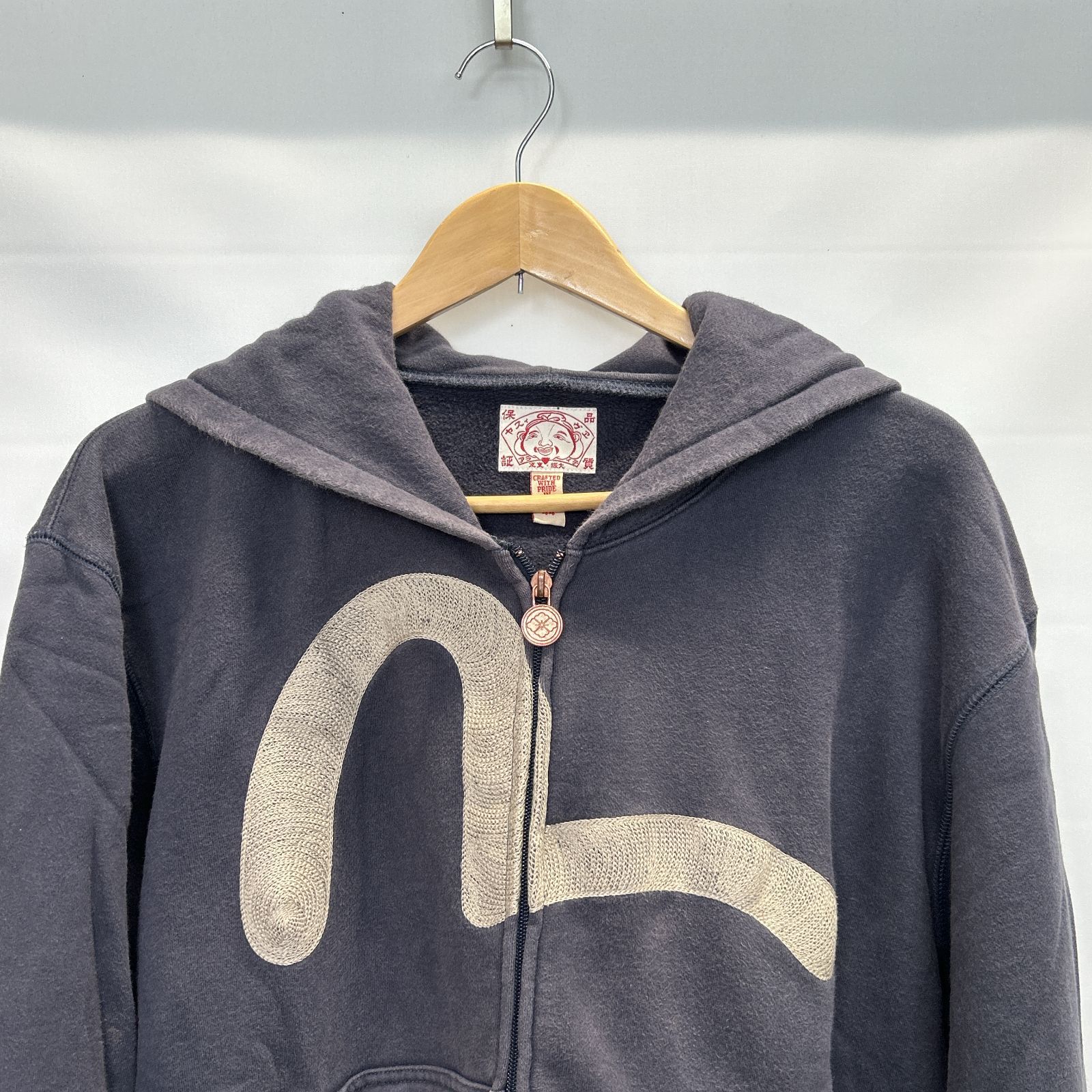 浜館75-2385] [店舗併売品] EVISU エヴィス カモメ刺繍 ZIP フーディー